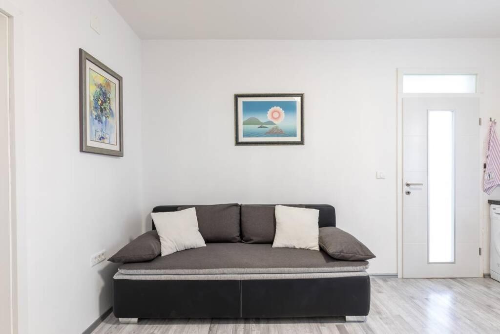 Apartman Buki **** Split Zewnętrze zdjęcie