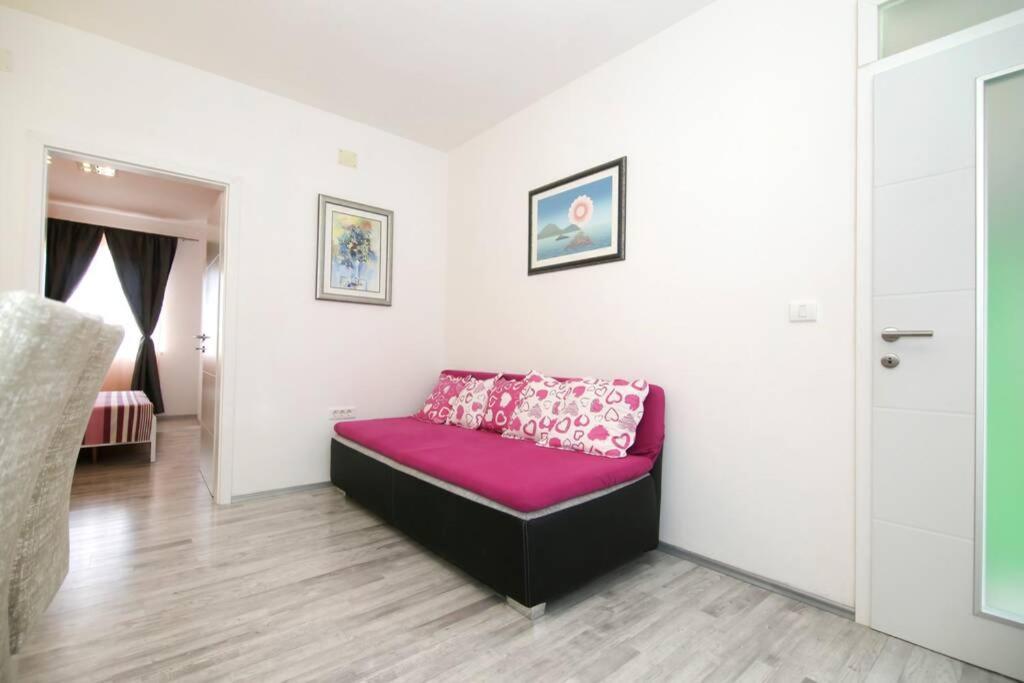 Apartman Buki **** Split Zewnętrze zdjęcie