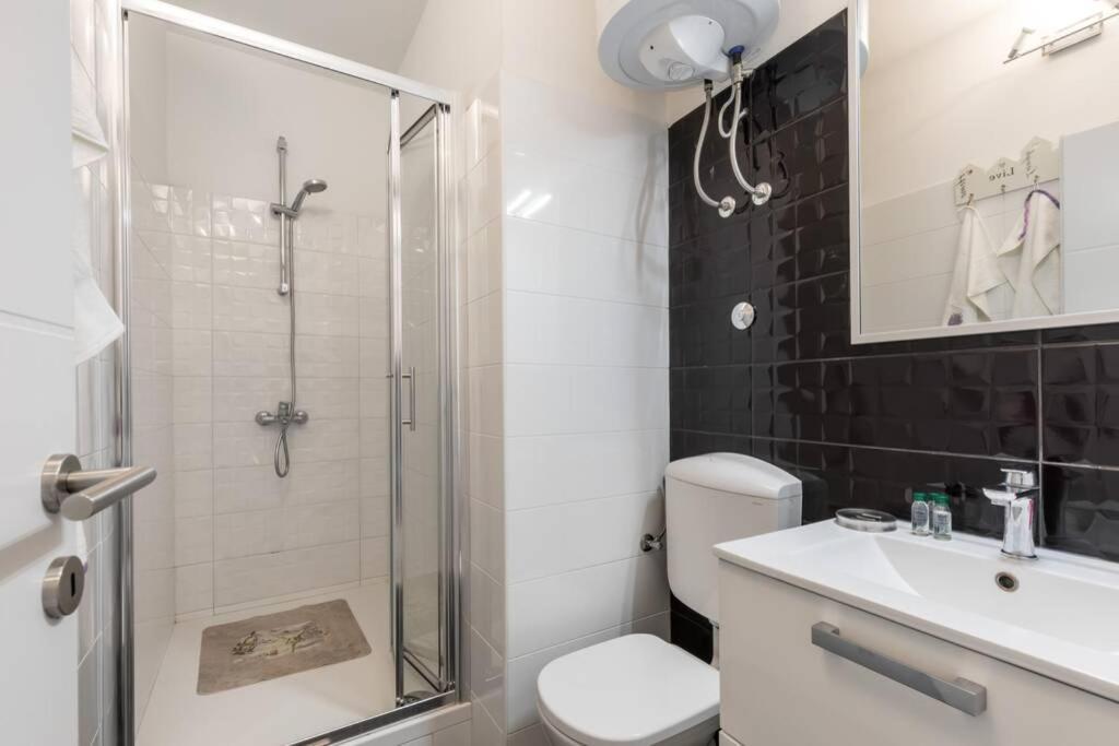 Apartman Buki **** Split Zewnętrze zdjęcie