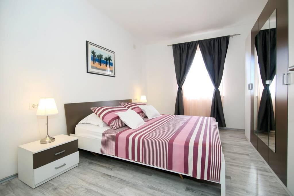 Apartman Buki **** Split Zewnętrze zdjęcie