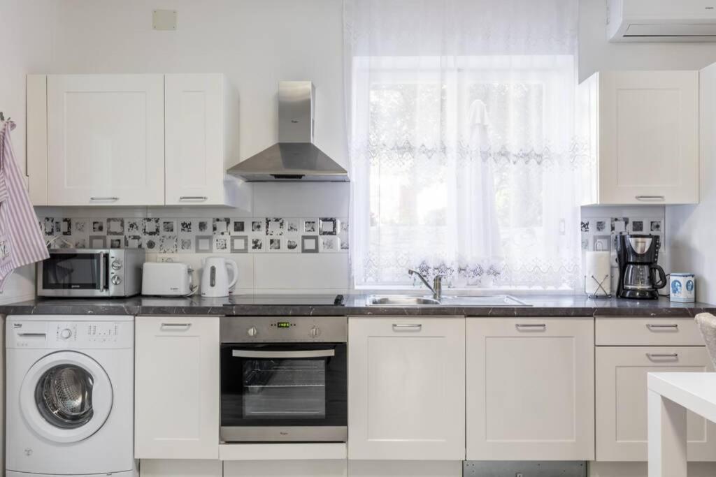 Apartman Buki **** Split Zewnętrze zdjęcie