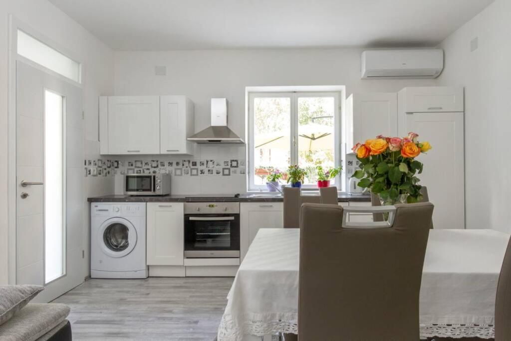 Apartman Buki **** Split Zewnętrze zdjęcie